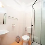 Sia