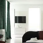 Sia